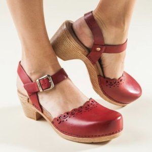 Dansko Marta Sandals Leather in Red Size 39